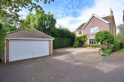 5 bedroom detached house for sale, Wiggins Close, Rugby CV21