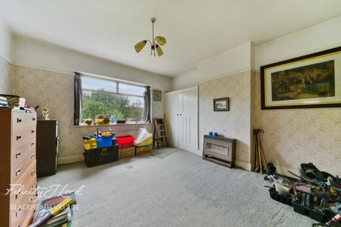 20 Wricklemarsh Road, London, SE3 0NF
