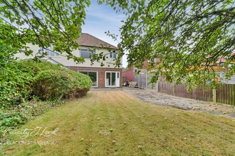 20 Wricklemarsh Road, London, SE3 0NF