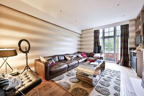 3 bedroom flat for sale, Sandringham Court, Maida Vale, Maida Vale, London, W9