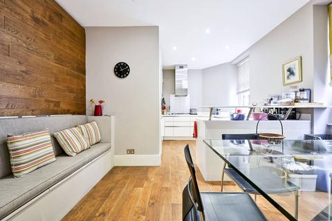 3 bedroom flat for sale, Sandringham Court, Maida Vale, Maida Vale, London, W9