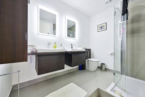 3 bedroom flat for sale, Sandringham Court, Maida Vale, Maida Vale, London, W9