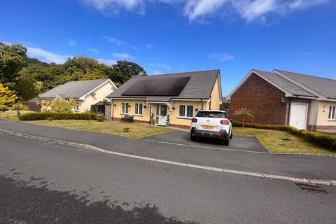 4 bedroom bungalow for sale, Dolphin Court, New Quay , SA45