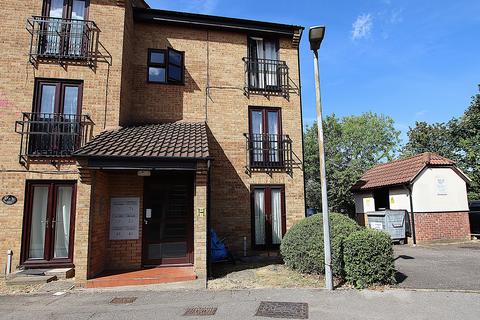 1 bedroom apartment for sale, Shafter Road, Dagenham RM10