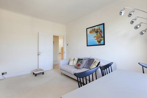 2 bedroom flat for sale, Geraldine Road, Wandsworth, London