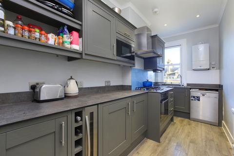 2 bedroom flat for sale, Geraldine Road, Wandsworth, London