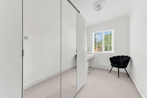 47a Windsor Drive, Orpington, BR6 6EZ