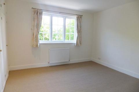 3 bedroom townhouse to rent, Lime Tree Walk , Sevenoaks TN13 1YH