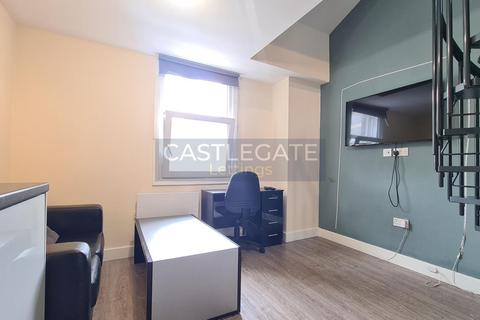 1 bedroom flat to rent, New Street, Huddersfield, HD1 2AX