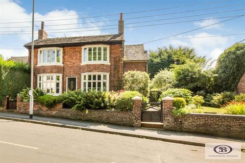 5 bedroom detached house for sale, Nantwich Road, Audley