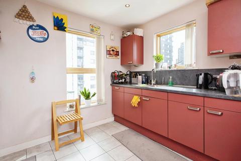 2 bedroom flat for sale, Fernie Street, Manchester