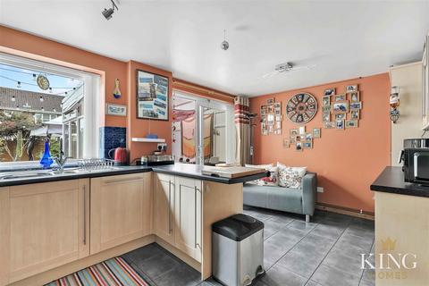 20 Bishopstone Close, Matchborough, Redditch, B98 0AT