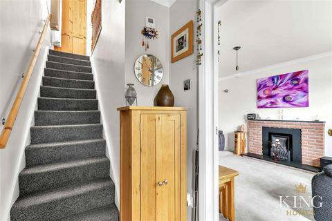 20 Bishopstone Close, Matchborough, Redditch, B98 0AT