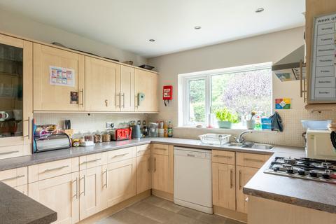 2 Crantock Drive, Almondsbury, Bristol, BS32 4HG