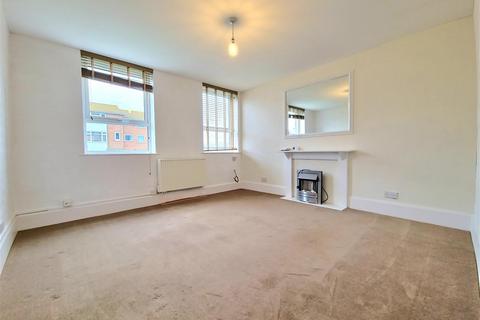 2 bedroom ground floor flat to rent, Leicester Avenue, Cliftonville, Margate