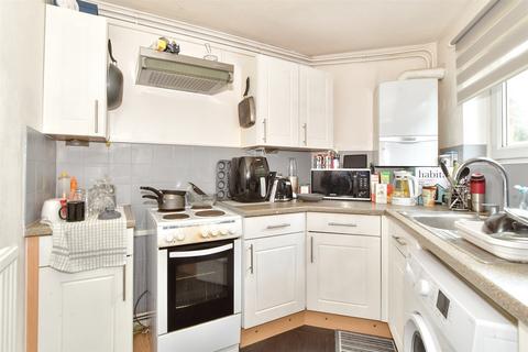 1 bedroom flat for sale, Dalewood Gardens, Northgate, Crawley, West Sussex