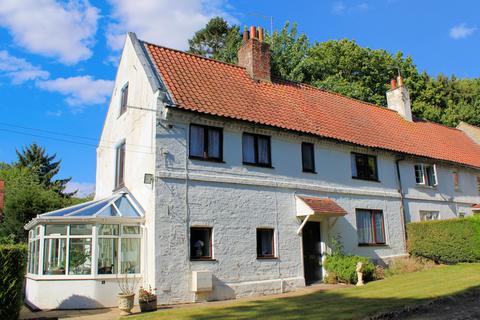 3 bedroom semi-detached house for sale, Main Street, Bigby, DN38