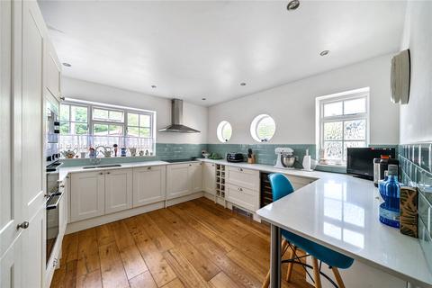 2 bedroom semi-detached house for sale, Hythe End Road, Staines-upon-Thames TW19