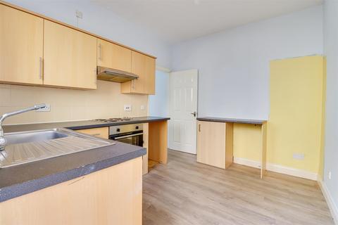 1 bedroom flat for sale, Christchurch Road, Southend-On-Sea SS2