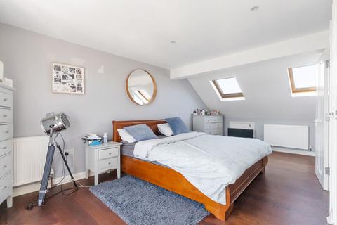 13 Carlton Crescent, Sutton, SM3 9TS