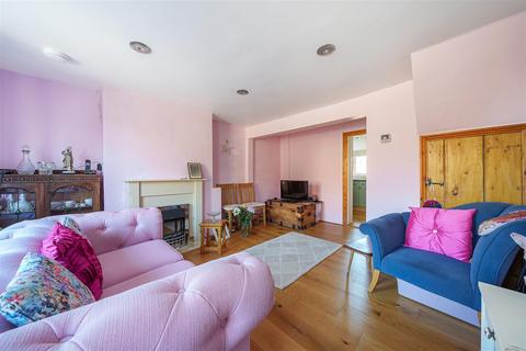 2 bedroom cottage for sale, The Causeway, Carlton, Bedford