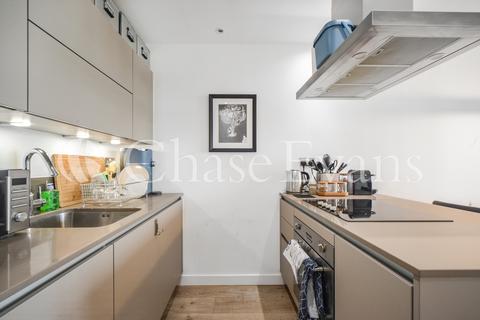 1 bedroom apartment for sale, Stratosphere Tower, Great Eastern Road, Stratford E15