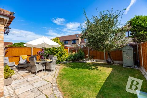 3 bedroom semi-detached house for sale, Calmore Close, Hornchurch, RM12