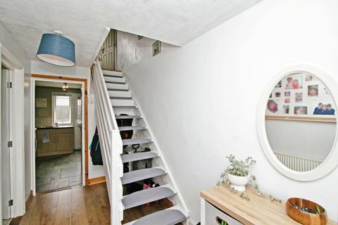 5 Broad Walk, Helston, TR13 0DJ