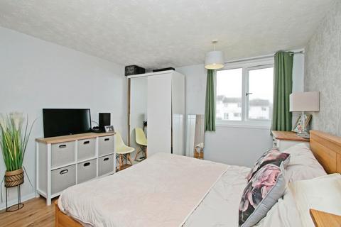 5 Broad Walk, Helston, TR13 0DJ