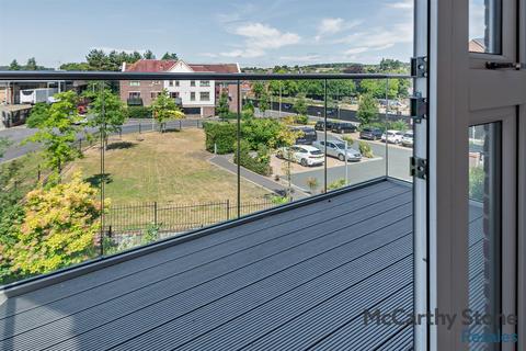 2 bedroom apartment for sale, Austen Place, Lower Turk Street, Alton