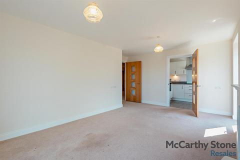 2 bedroom apartment for sale, Austen Place, Lower Turk Street, Alton