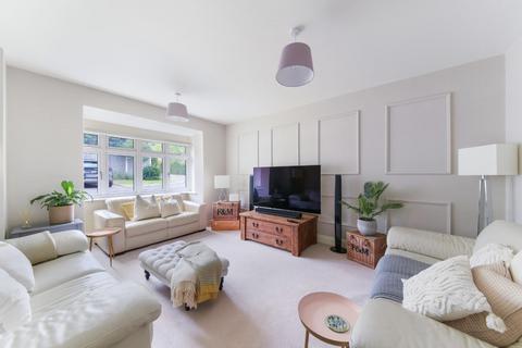 4 bedroom detached house for sale, Mimosa Close, Epsom Downs