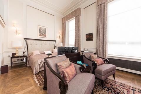 5 bedroom ground floor flat to rent, Princes Gate Knightsbridge SW7