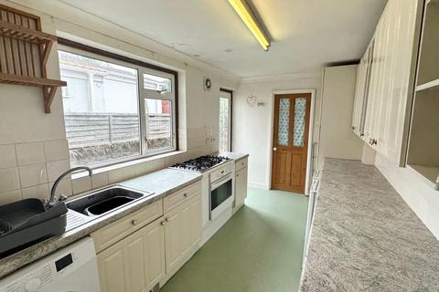 8 Downend Road, Fishponds, Bristol, BS16 5AP