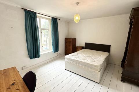 8 Downend Road, Fishponds, Bristol, BS16 5AP