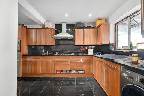 4 bedroom detached house for sale, Marquis Close, Alperton, Wembley, HA0