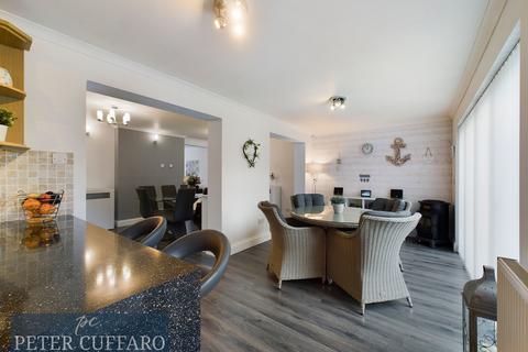 73 Beechfield, Hoddesdon, EN11 9QG