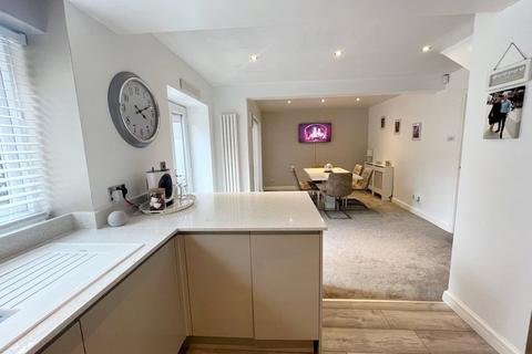 19 Brooklands Drive, Droylsden, Manchester, M43 7LP