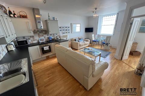 2 bedroom apartment for sale, The Paragon, Tenby, Pembrokeshire. SA70 7HL