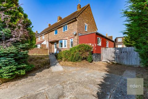 2 Brooklands Road, Larkfield, Aylesford, ME20 6RN