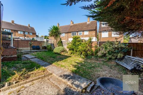 2 Brooklands Road, Larkfield, Aylesford, ME20 6RN