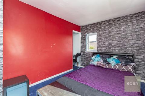 2 Brooklands Road, Larkfield, Aylesford, ME20 6RN