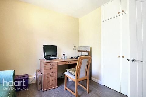Flat 5, Highland Lodge Fox Hill, London, SE19 2UJ