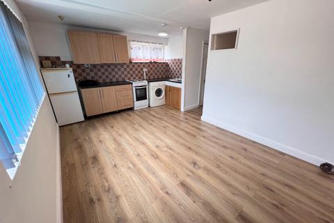 1 bedroom apartment to rent, Burfield Court, Stopsley