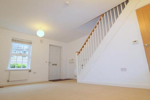 2 bedroom mews to rent, Dickinson Walk, Beverley HU17