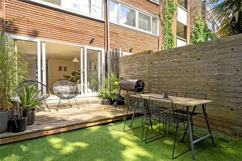28 Kitley Gardens, London, SE19 2RY