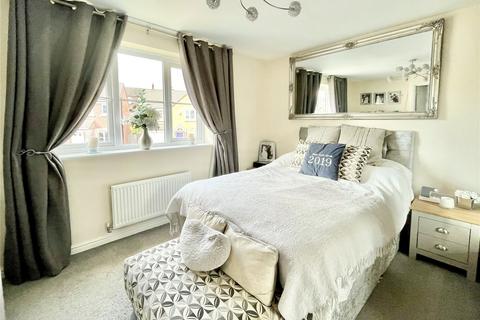 16 Mitchells Terrace, Wombwell, Barnsley, S73 8FX