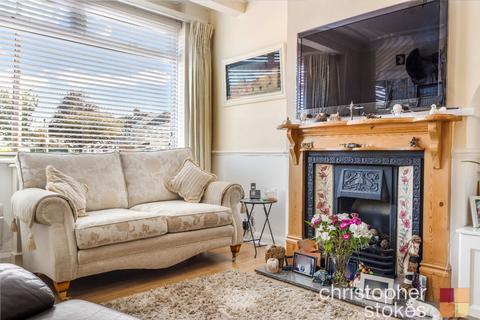 98 Raglan Avenue, Waltham Cross, EN8 8DJ