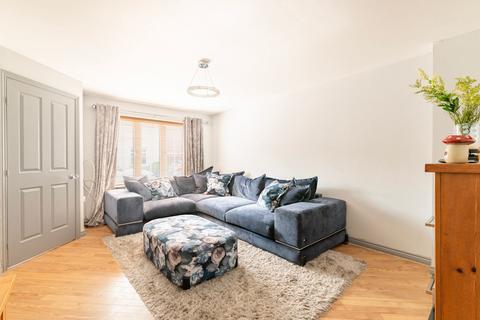 3 bedroom terraced house for sale, Mountbatten Drive, Norwich