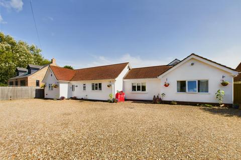 4 bedroom detached bungalow for sale, Rotten Row, Mablethorpe LN12